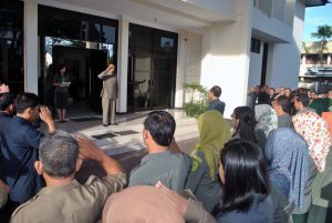 Pelaksanaan Apel Di Pengadilan Tinggi Bengkulu